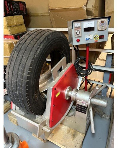 Machine de vulcanisation partielle de pneu  V2DB-1200-1-B